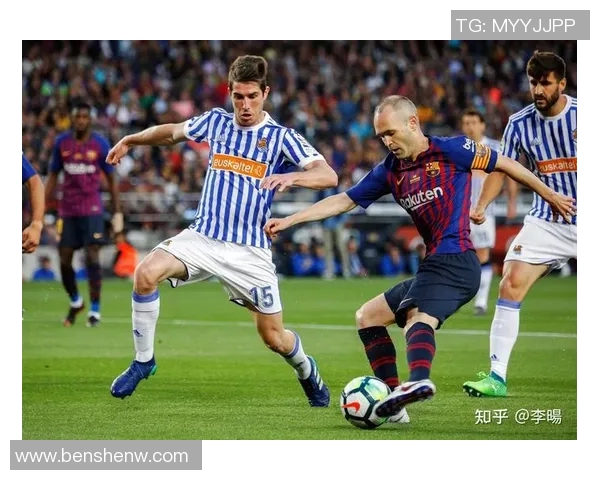 足球明星职业生涯的巅峰与退役年龄探讨及影响因素分析